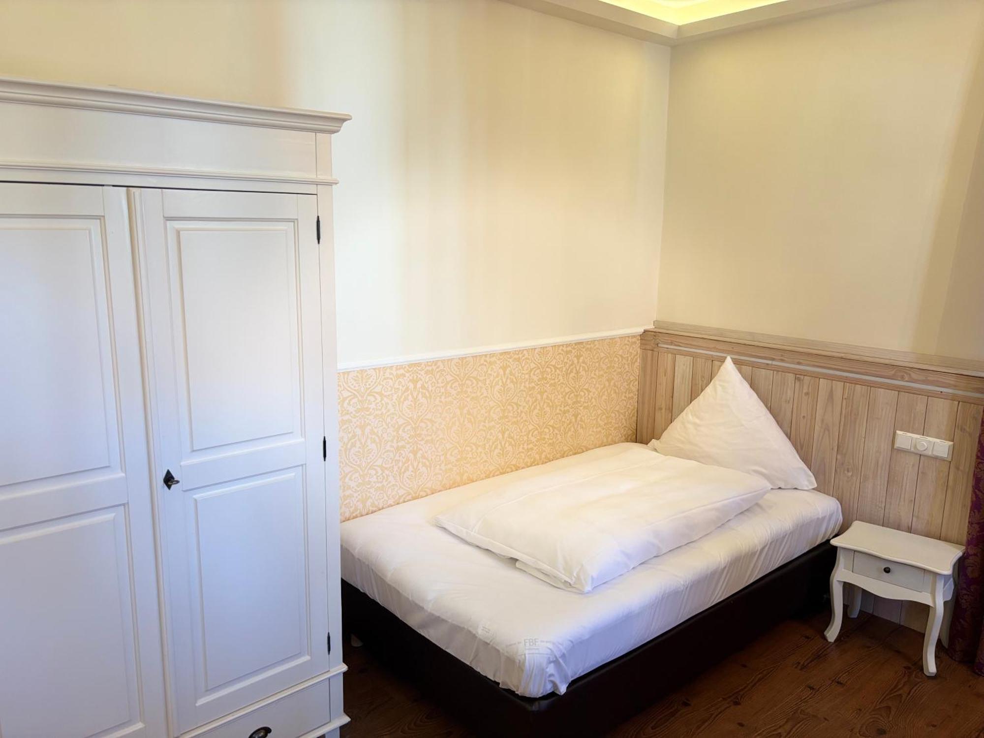 Gasthof Die Krone Schwäbisch Hall Esterno foto